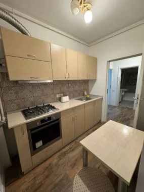 Ap 2 cam Militari Residence cu parcare inclusa