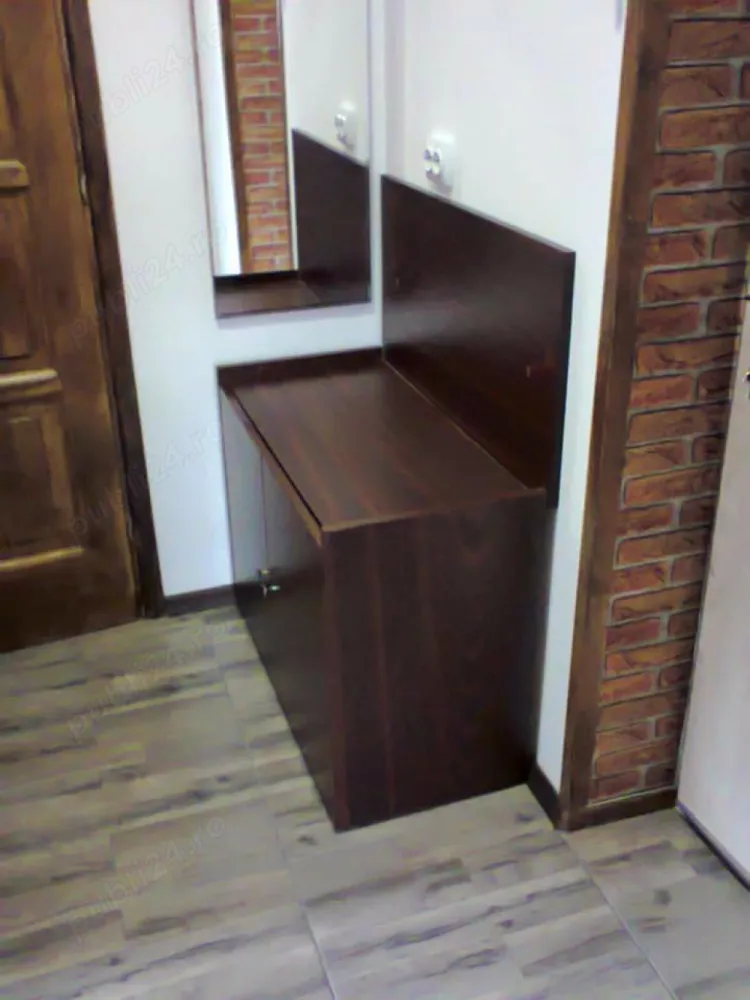 2 camere Sinaia la schimb cu garson. in zona plus diferenta bani