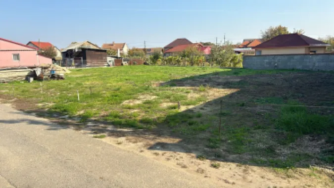 Teren intravilan com Bors, 563 mp, 32 ml front- Pret 36.000 euro neg