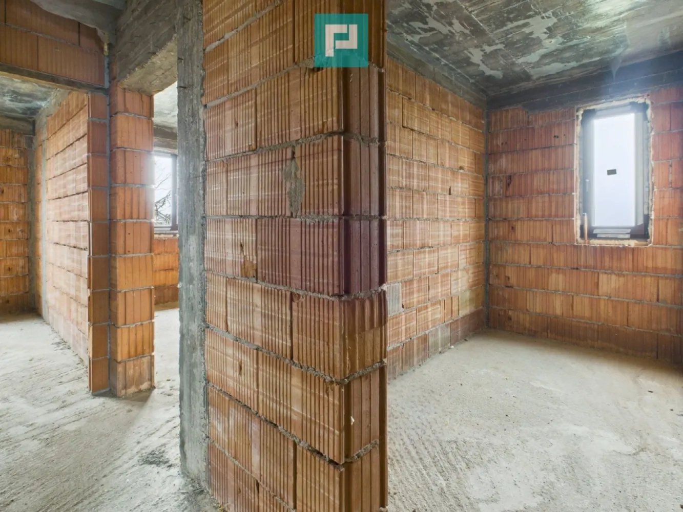 Duplex solid 120 mp, intimitate și calm in Chisoda