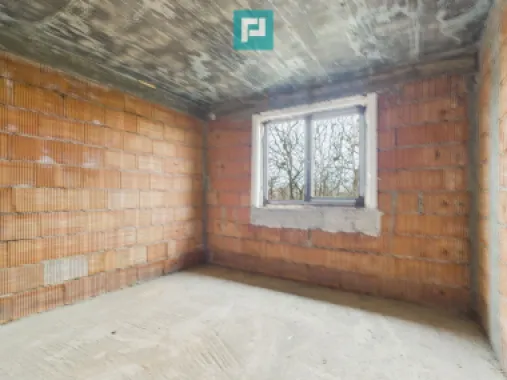 Duplex solid 120 mp, intimitate și calm in Chisoda