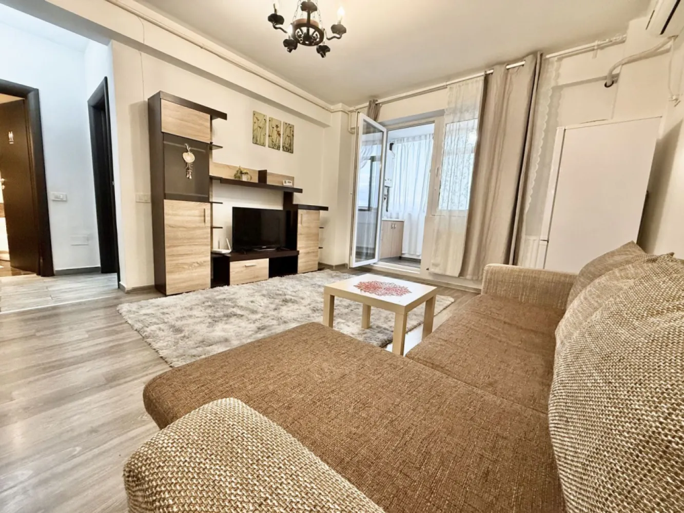 Ap 2 camere modern mobilat Militari Residence comision 50%