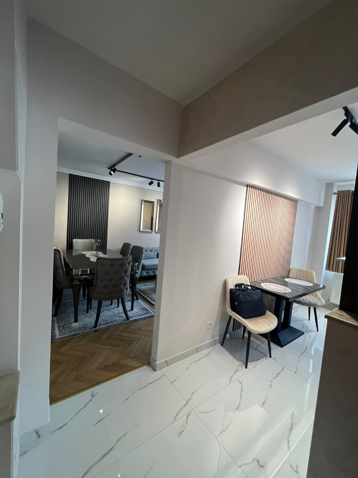 Apartament cu Vedere spre parcul Sub arini – Complet mobilat si utilat – Sibiu