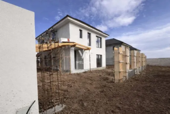 Casa individuala Sura MICA