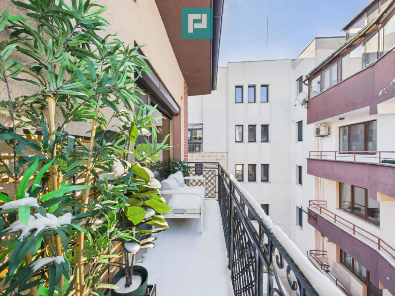 Birou premium all inclusive – Aviației