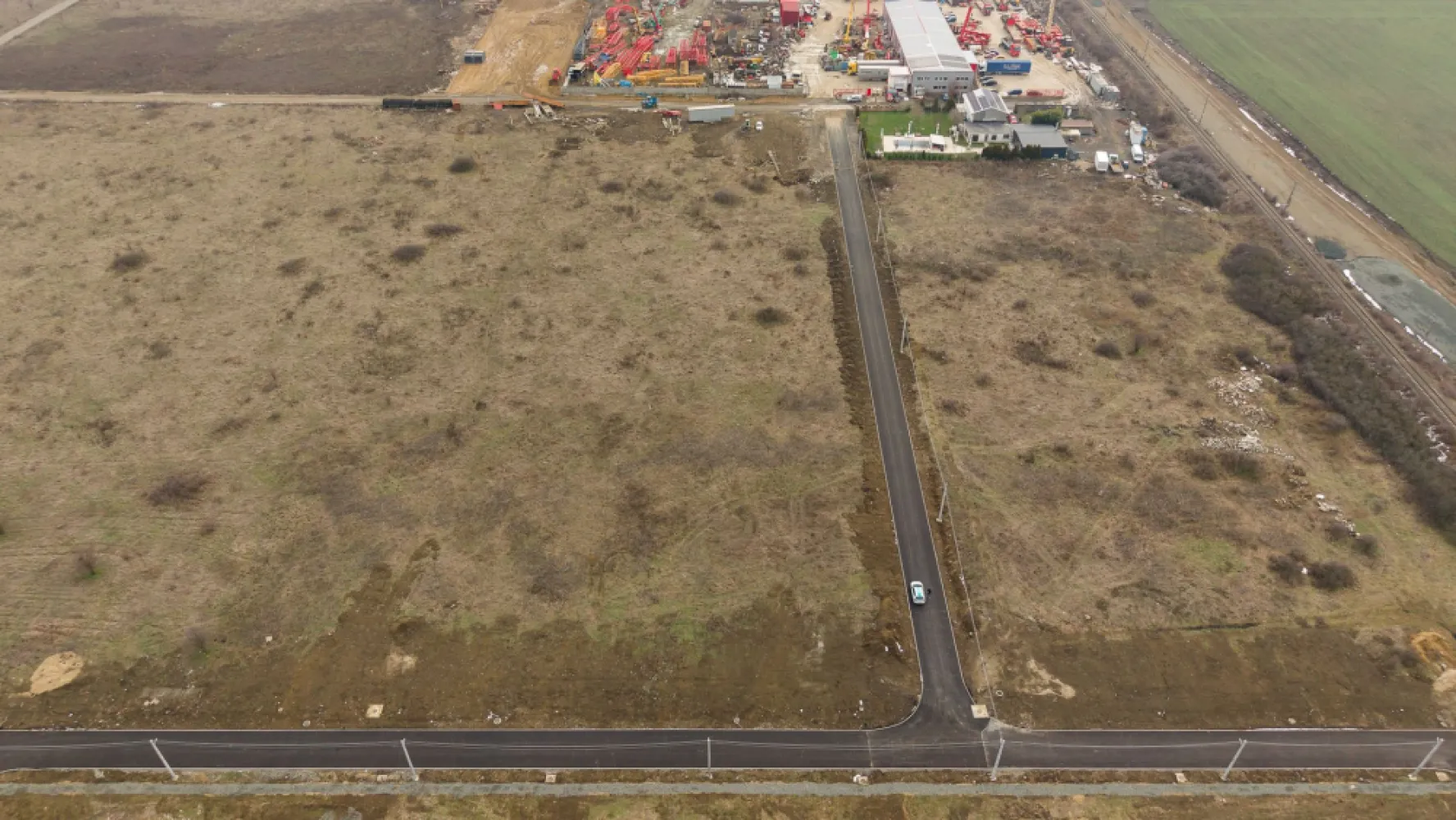 Teren intravilan de 606 mp în Vladimirescu