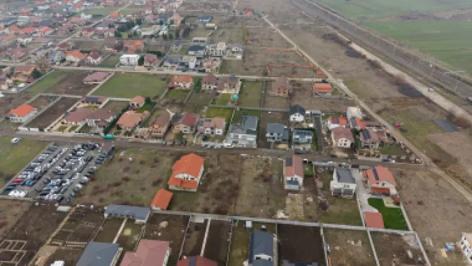 Teren intravilan de 925 mp în Vladimirescu