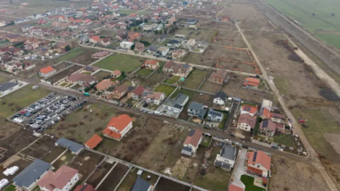 Teren intravilan de 925 mp în Vladimirescu