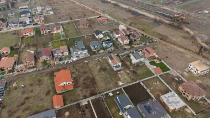 Teren intravilan de 925 mp în Vladimirescu
