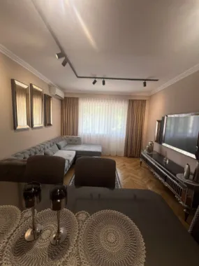 Apartament cu Vedere spre parcul Sub arini – Complet mobilat si utilat – Sibiu