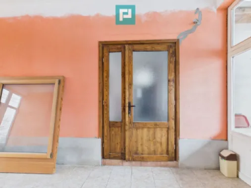 Casă modernă P+1, cu magazin, lângă orașul Sebiș