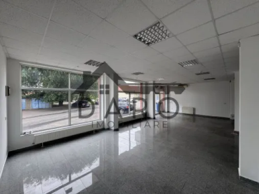 Spatiu comercial 120 mp