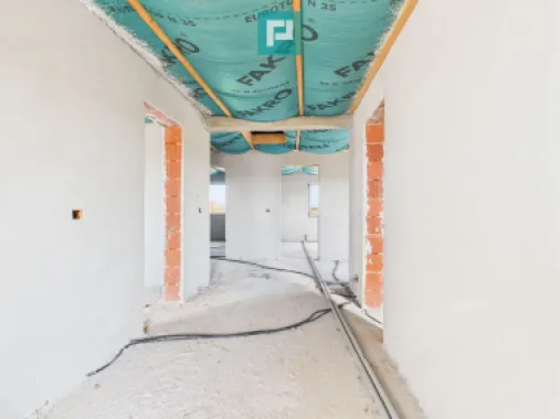 Proprietate impresionantă în Nădab