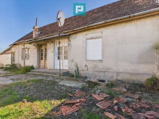 Proprietate impresionantă în Nădab