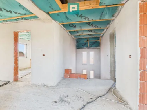 Proprietate impresionantă în Nădab