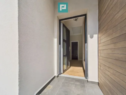 Duplex modern – la doar 4 km de Timișoara