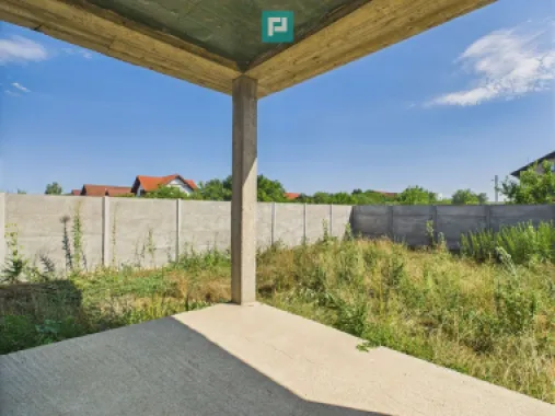 Casă la roșu pe parter - Moșnița Veche