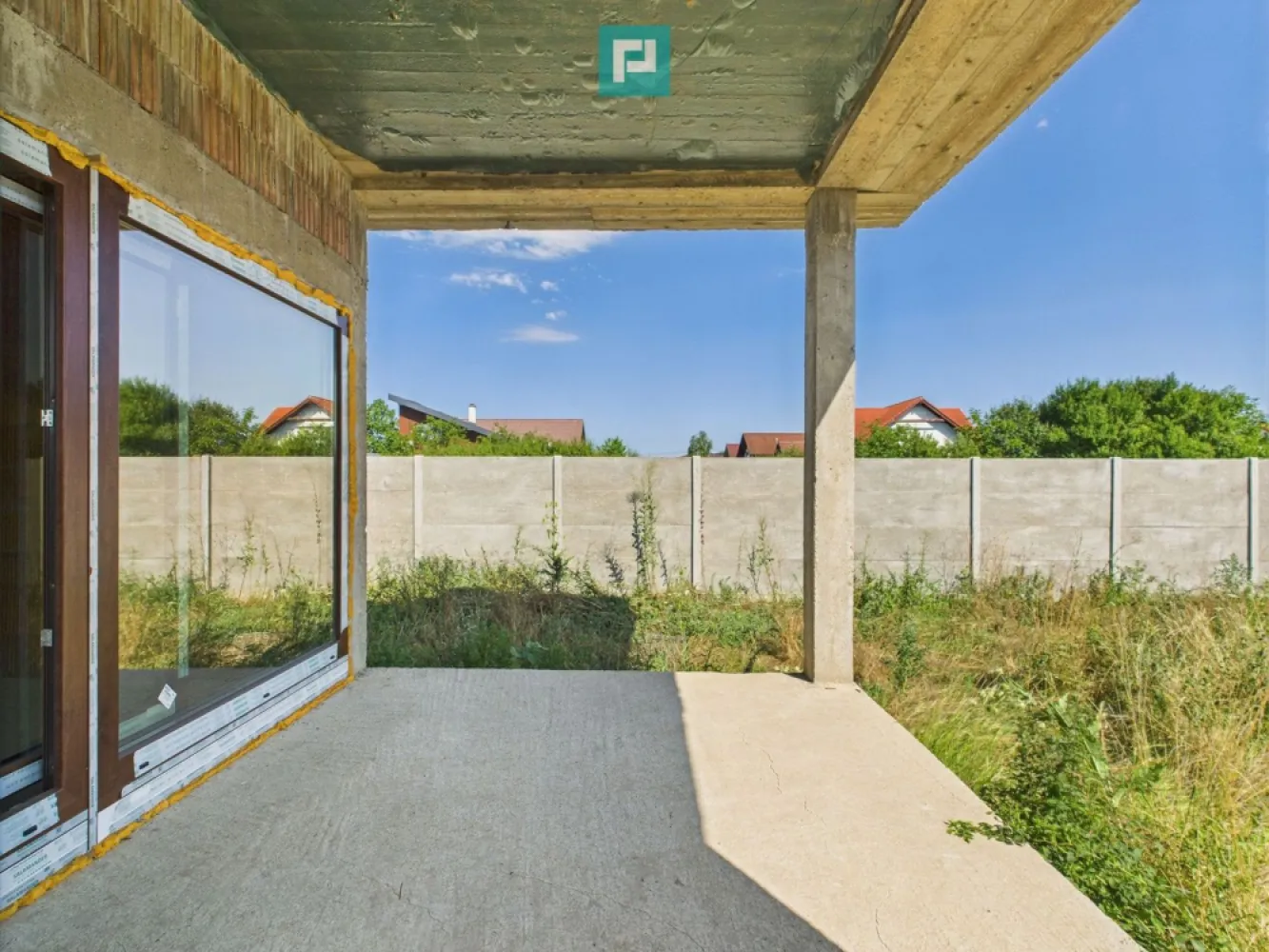 Casă la roșu pe parter - Moșnița Veche