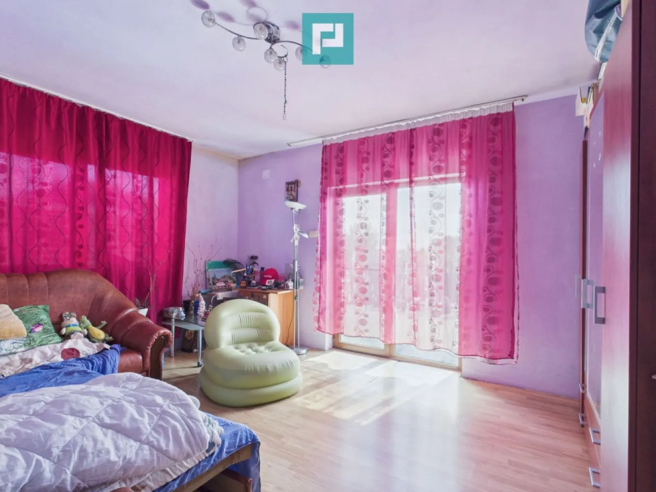 Casă individuală în Săcălaz - 2063 mp teren