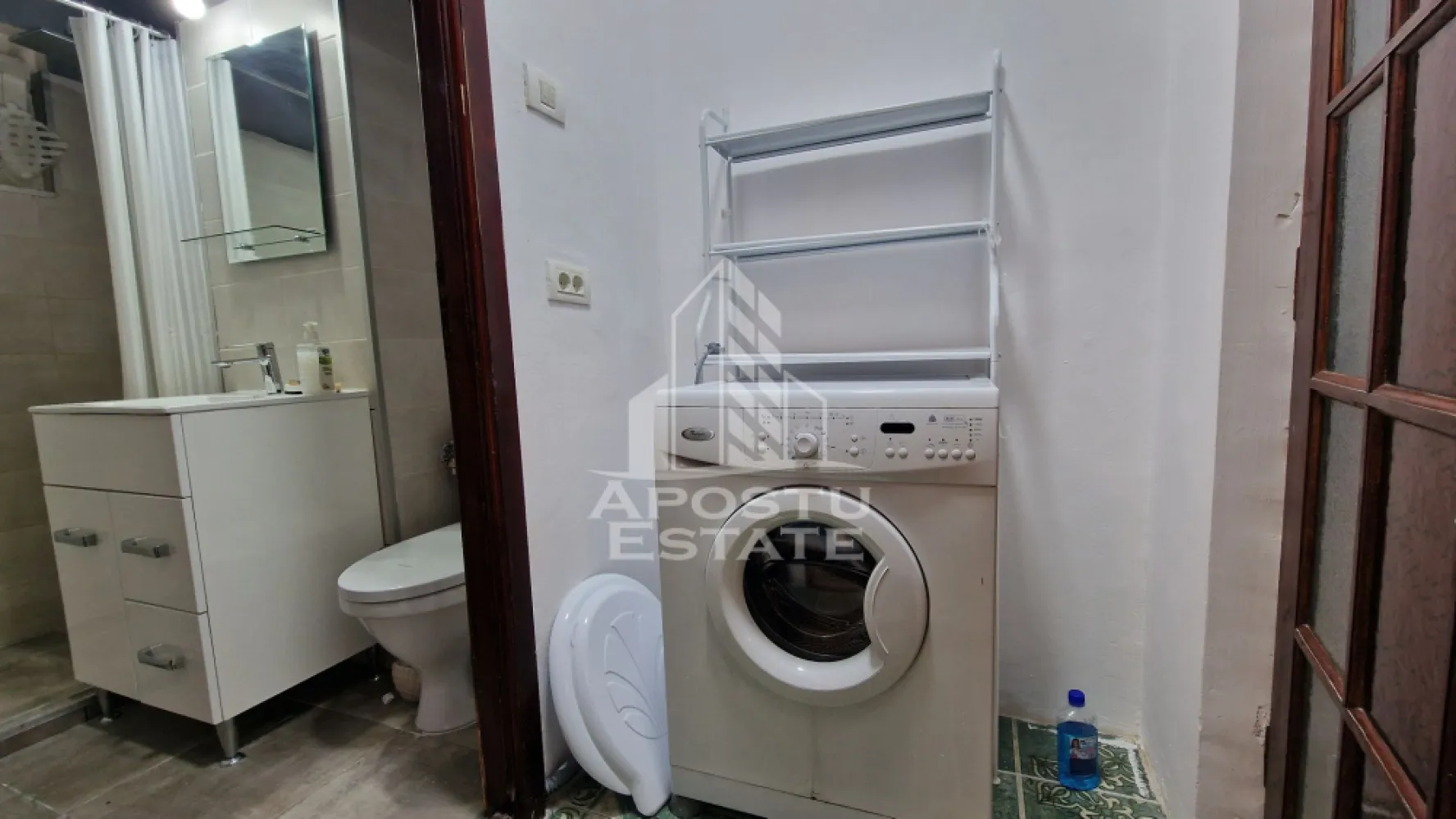 Apartament cu 2 camere, centrala proprie, zona Take Ionescu