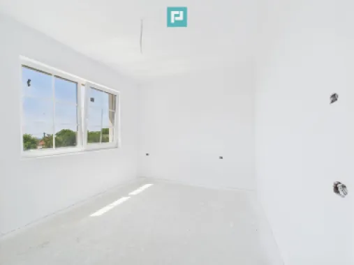 Jumătate de Duplex Modern în Giarmata