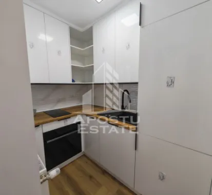 Apartament cu o camera de vanzare, renovat, zona Circumvalatiunii