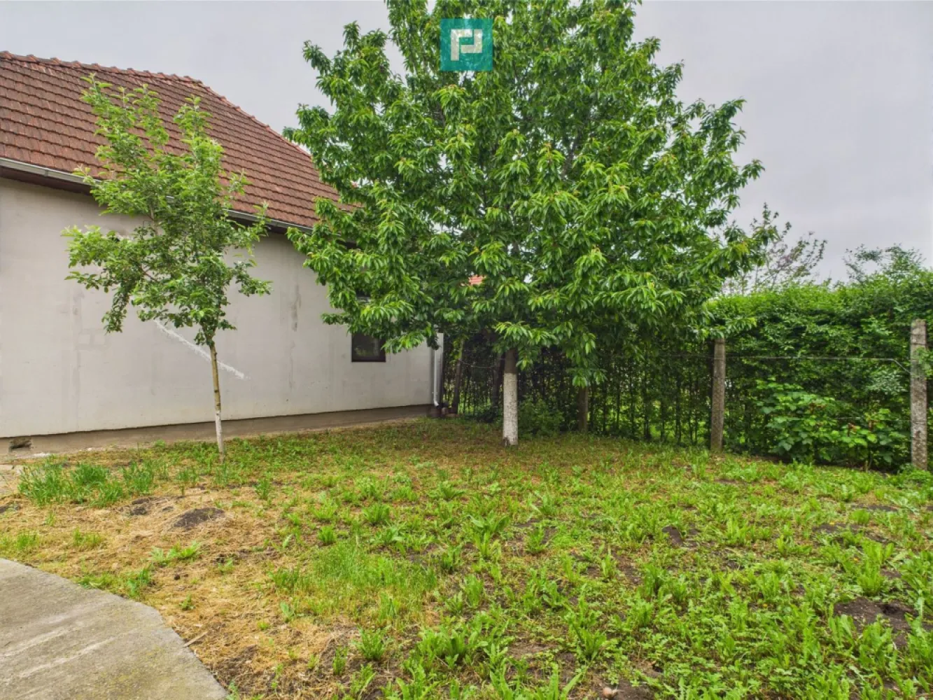 Casă Individuală cu spațiu comercial - Variaș