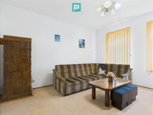 Casă Individuală cu spațiu comercial - Variaș