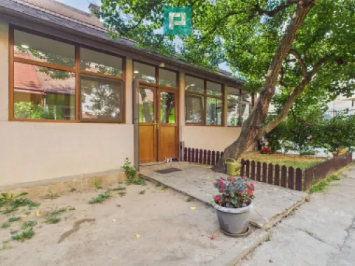 Apartament 3 camere la curte - Odobescu