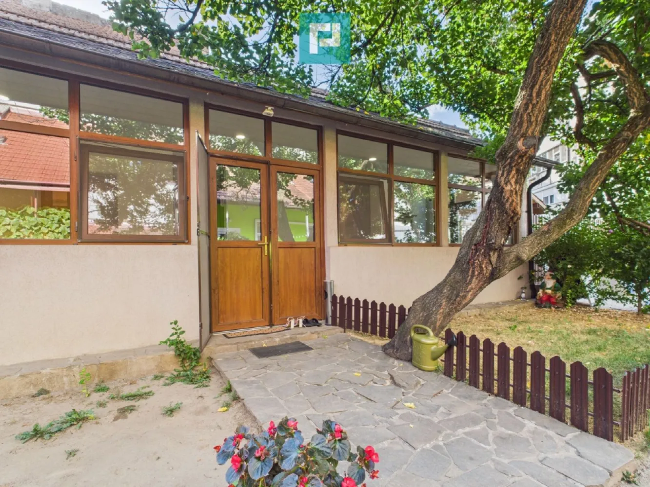 Apartament 3 camere la curte - Odobescu