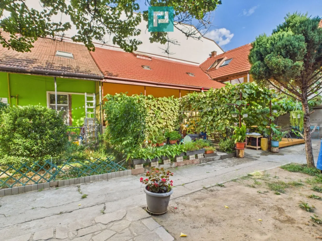 Apartament 3 camere la curte - Odobescu