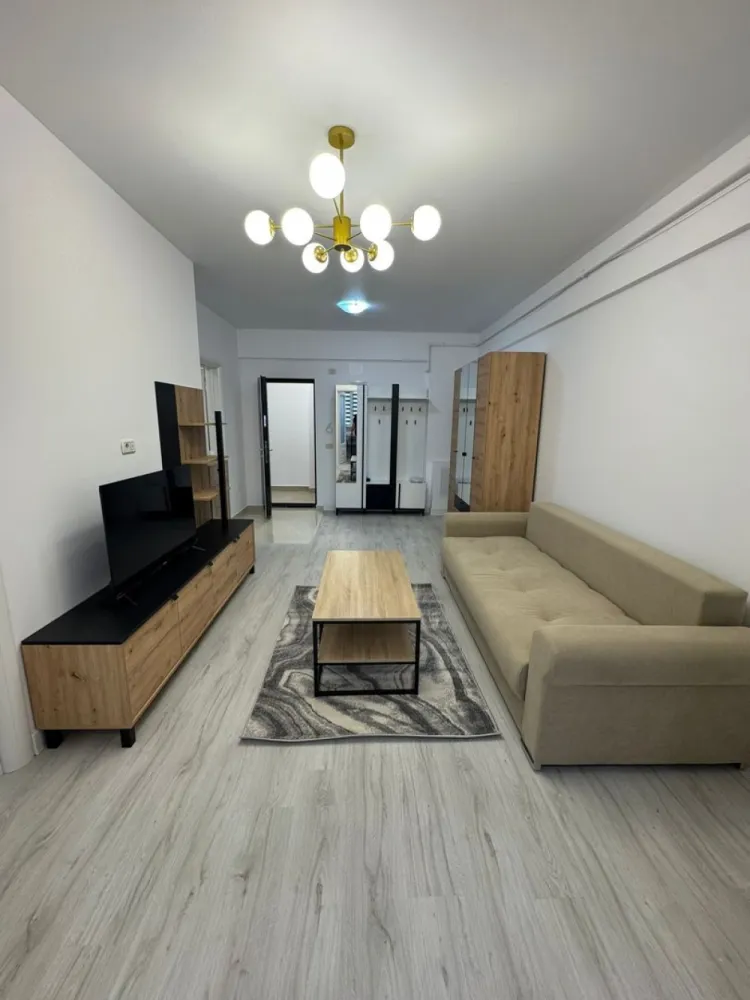 Apartament 2 camere LUX - Militari Residence - Agentie imobiliara - comision 50%

Vă propunem spre închiriere un apartament cu 2 camere, situat în Militari Residence ideal pentru cei care își doresc confort și acces rapid la facilități.

*Detalii proprietate:*

* Apartament 2 camere
* Complet mobilat și utilat, gata de mutare imediată
* Spații bine compartimentate, oferind confort și funcționalitate
* Bucătărie echipată cu electrocasnice necesare
* Ideal pentru cupluri sau persoane singure

*Avantaje locație:*

* Acces rapid la supermarketuri, restaurante și alte puncte de interes
* Aproape de mijloace de transport în comun
* Zonă liniștită, cu acces facil către București

*Condiții închiriere:*

* Se închiriază prin intermediul agenției imobiliare
* Comision: 50% din valoarea unei luni de chirie

Apartamentul este pregătit pentru noii chiriași și oferă un echilibru foarte bun între confort, locație și accesibilitate.

Pentru mai multe detalii sau programarea unei vizionări, vă stăm la dispoziție.