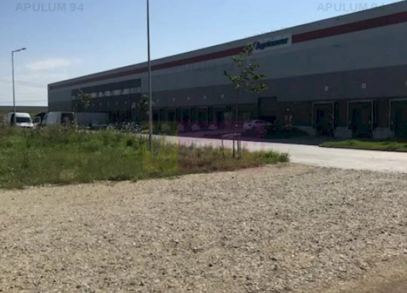 Teren Domnesti- Depozit Emag. - Compania imobiliara Apulum94 va propune un teren situat in zona Domnesti, in apropiere de depozitul Emag si Agricover.
 Terenul este intravilan agricol, are 2 deschideri la doua strazi paralele.
 Este pretabil pentru depozit, hala, fiind situat in zona industriala. 
Pentru vizionare si alte detalii nu ezitati sa ma contactati pe nr 0733683446- Laura Ionescu. 
COMISIONUL AGENTIEI ESTE 3%+ TVA.