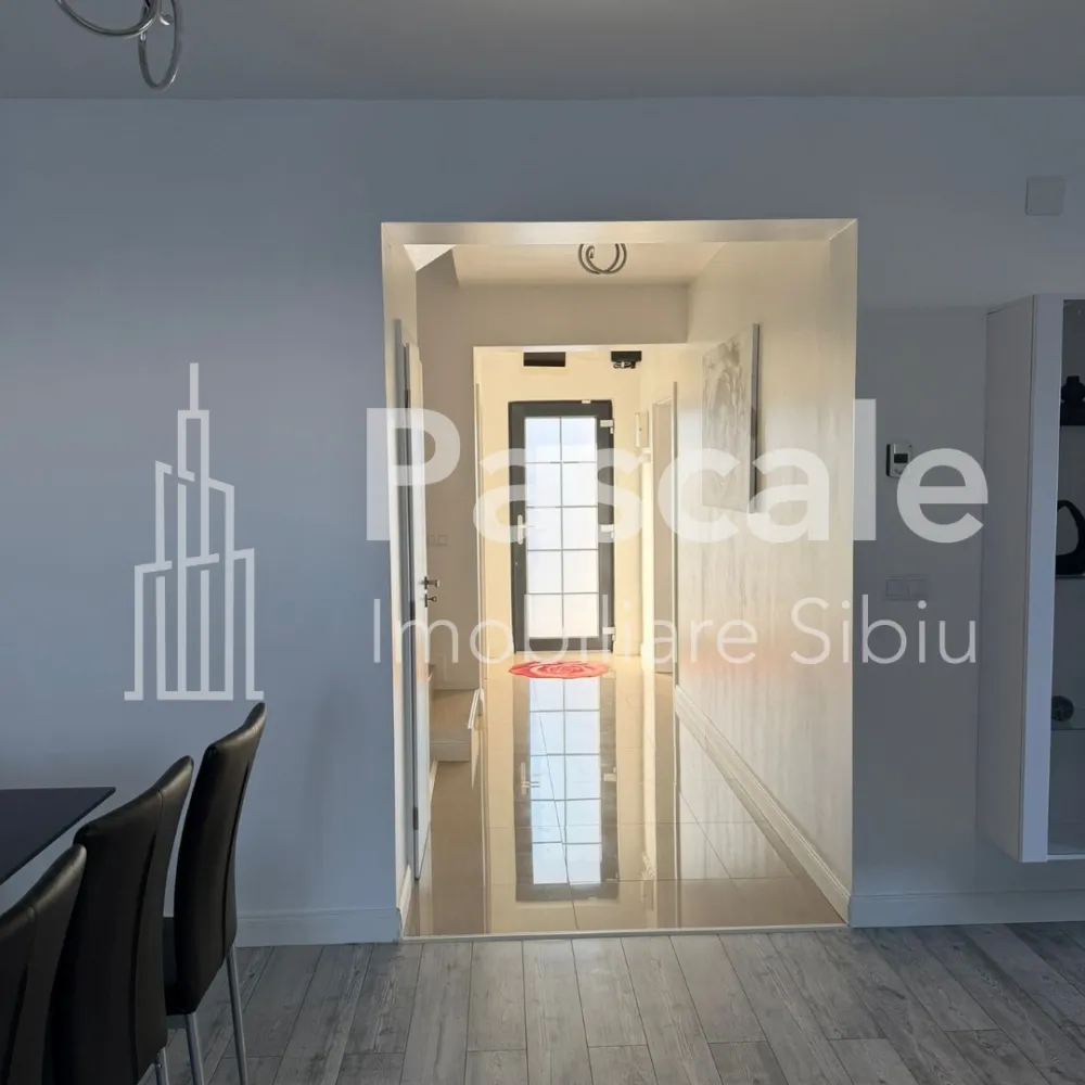 Duplex modern cu grădină – Valletta Lane, Șura Mică