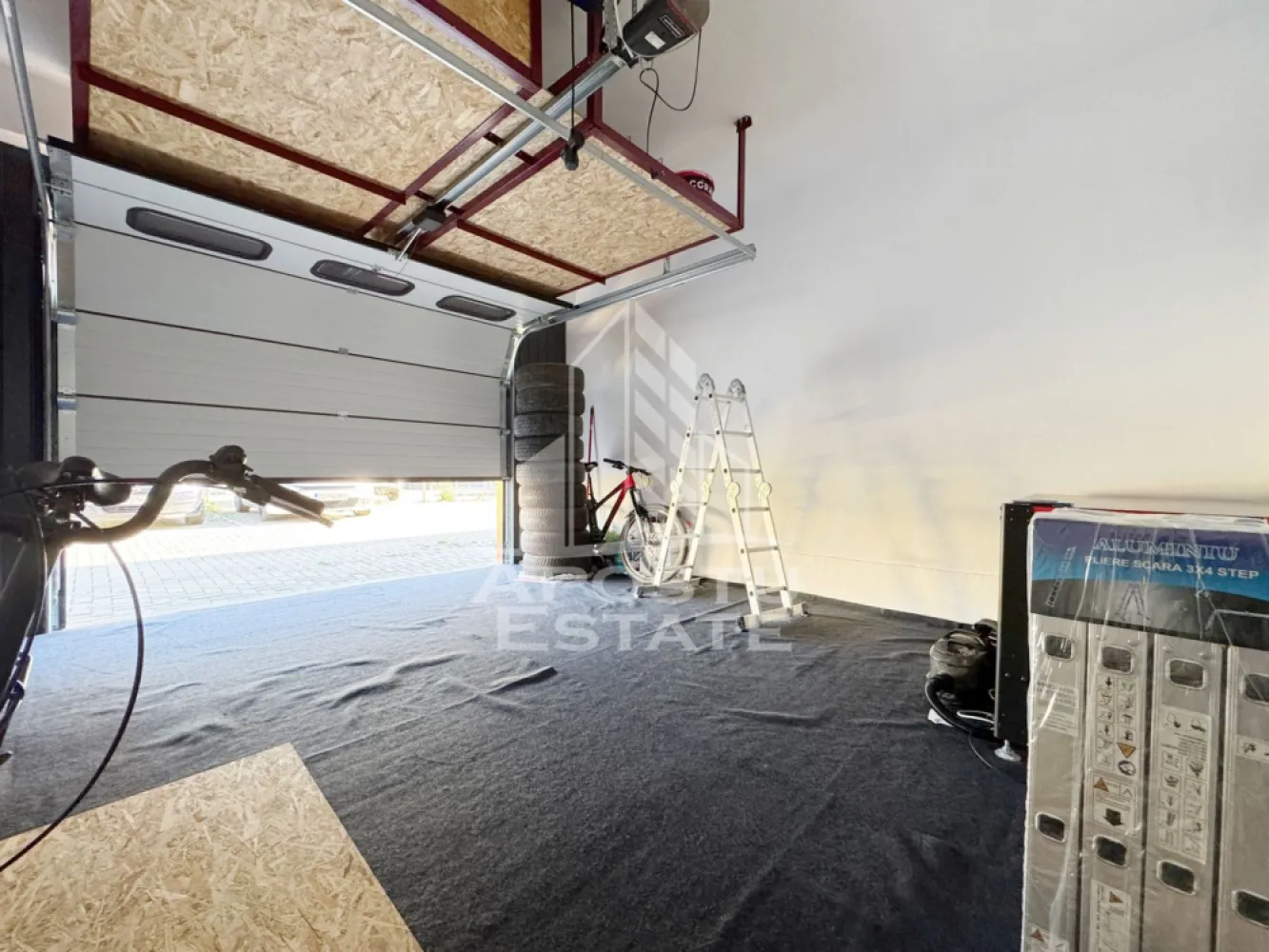 Apartament 2 camere de vanzare 50mp utili, garaj 22mp -Giroc UM