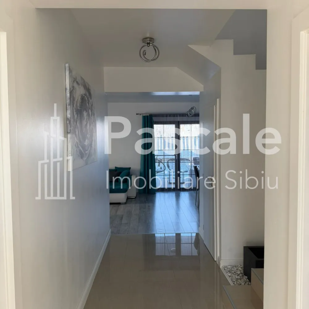 Duplex modern cu grădină – Valletta Lane, Șura Mică