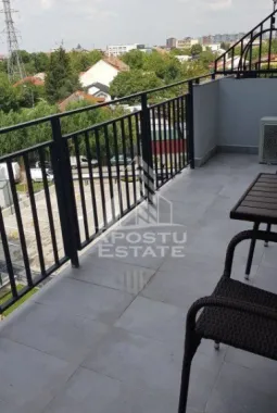 Apartament decomandat cu 2 camere in zona Circumvalatiunii, Timisoara