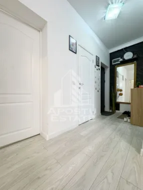 Apartament 2 camere de vanzare, 53mp utili + 8 mp balcon -Giroc