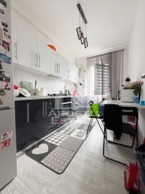 Apartament 2 camere de vanzare, 53mp utili + 8 mp balcon -Giroc