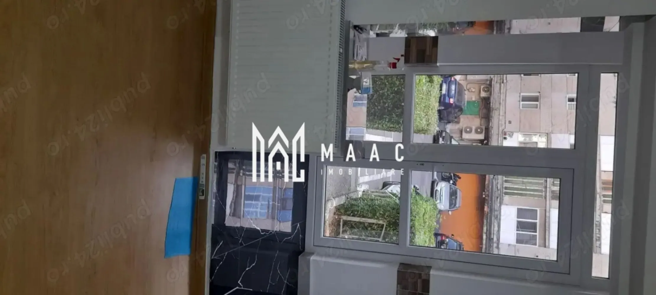 Spatiu Comercial Ostroveni | 2 camere | 42MP - Spatiu Comercial, 2 camere – zona ostroveni, Râmnicu Vâlcea MAAC Imobiliare vă propune spre vânzare un apartament cu 2 camere modificat in spatiu comercial si intrare stradala, situat într-o zona Ostroveni. Proprietatea are o suprafață totala de 42 MP. Este o alegere ideală pentru investiție, fiind disponibil imediat pentru vanzare si este pretabil pentru inchiriere sau activitati comerciale. Apartamentul a fost renovat integral si se prezinta intocmai ca in fotografii 📞 Pentru mai multe detalii și programarea unei vizionări, contactați echipa MAAC Imobiliare Râmnicu Vâlcea. }}