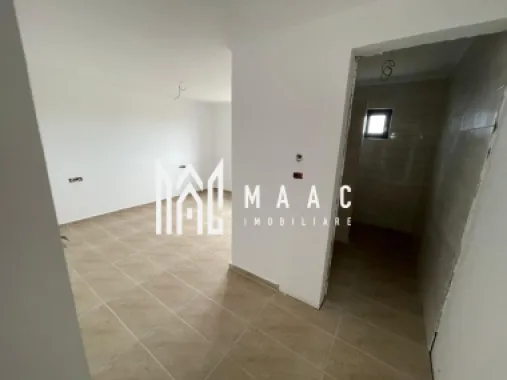 Casa de închiriat | 9 camere | 260mp utili | Sacel