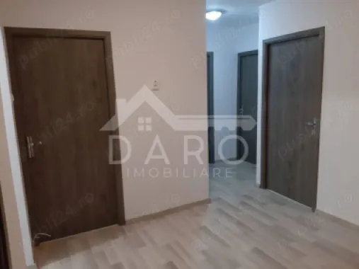 Apartament spațios 3 camere, zona centrala , Poli 2