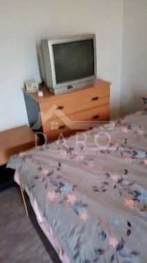 3 camere Bd. 1 Decembrie, etaj 2, aproape de centru – 400€ negociabil