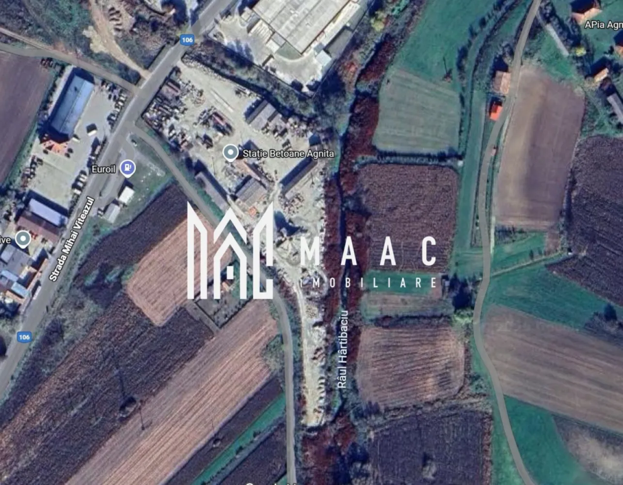 Teren industrial I 18100 mp I St. Betoane I Hale I Agnita - MAAC Imobiliare propune spre vânzare un teren industrial situat la intrarea în orașul Agnita, în apropierea stației de alimentare Euroil. Caracteristici teren: - Suprafață totală: 18.100 mp - Front stradal la DJ: 65 m liniari - Drum secundar pe lungimea terenului, utilizabil pentru acces - Vecinătăți: depozitul Harting Agnita și râul Hârtibaciu Pe teren își desfășoară activitatea o stație de betoane și un magazin de materiale de construcții, ceea ce confirmă utilitatea și potențialul zonei. Construcții existente: - Clădire din zidărie de aprox. 250 mp – pretabilă pentru showroom, magazin sau birouri - Atelier de aprox. 120 mp pentru reparații auto (vehicule mici și mari) - Clădire administrativă din zidărie de aprox. 300 mp - Spațiu de depozitare din zidărie de aprox. 300 mp - Structură metalică acoperită, de aprox. 580 mp, pentru protejarea bunurilor - Diverse anexe funcționale Dotări și facilități: - Stație de sortare și stație de betoane în stare de funcționare - Cântar industrial pentru mașini de mare tonaj - Sistem de supraveghere video - Iluminat nocturn - Toate utilitățile: curent trifazic, apă, canalizare, gaz Terenul a fost și este intens utilizat de utilaje grele, oferind un suport real pentru orice tip de construcție sau activitate. Oportunitate de investiție: - Poziționare strategică la intrarea în oraș - Suprafață generoasă și acces multiplu - Construcții deja existente, funcționale și adaptabile - Posibilitate de extindere și diversificare a activităților Această proprietate reprezintă o investiție solidă, cu potențial ridicat de dezvoltare și randament, ideală pentru profesioniști și investitori din domeniul industrial, comercial sau logistic. Pentru mai multe detalii, contactati MAAC Imobiliare specificând ID CP2853196. }}