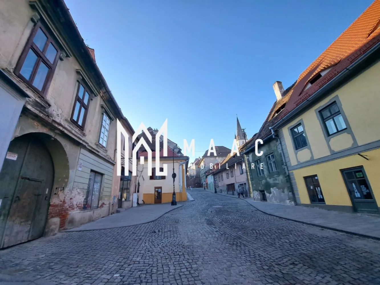 Apartament 2 camere | Ultracentral | 76 MPU | Loc de parcare