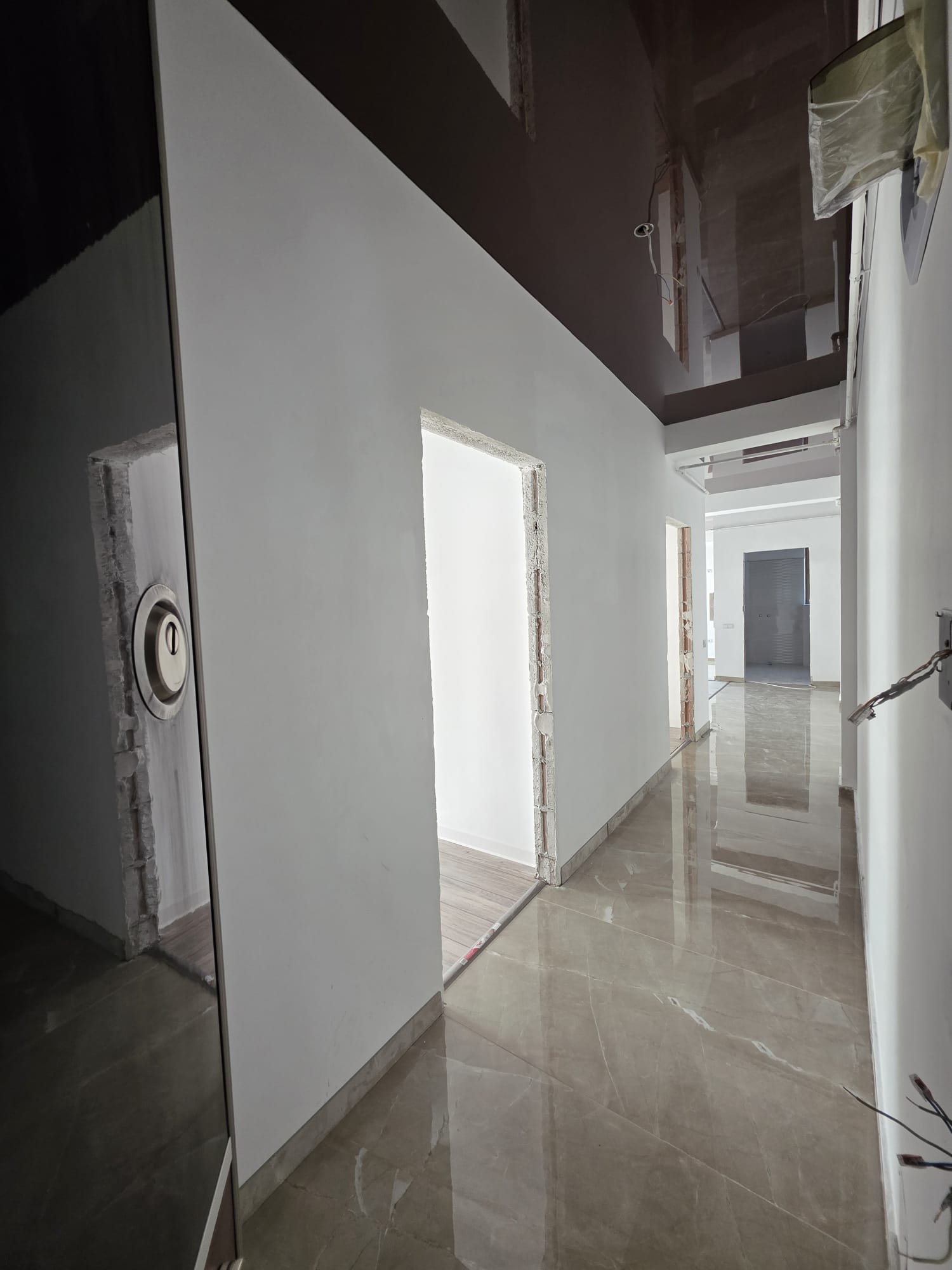 APARTAMENT 3 CAM INTABULAT -OFERTA UNICA - 1320€ MP UTIL, FINISAJE PREMIUM