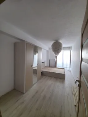 ✨ Penthouse exclusivist – 3 camere mobilat – gata de mutat – 160.000 € ✨