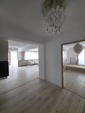 ✨ Penthouse exclusivist – 3 camere mobilat – gata de mutat – 160.000 € ✨