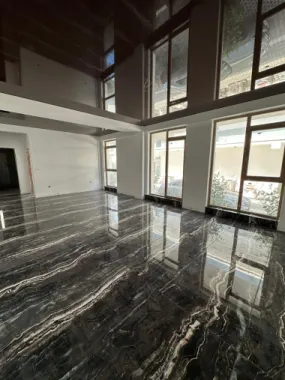 Spațiu comercial premium la parter 59.5mp utili– Vad excelent, 59,5 mp – Doar 500 €/lună