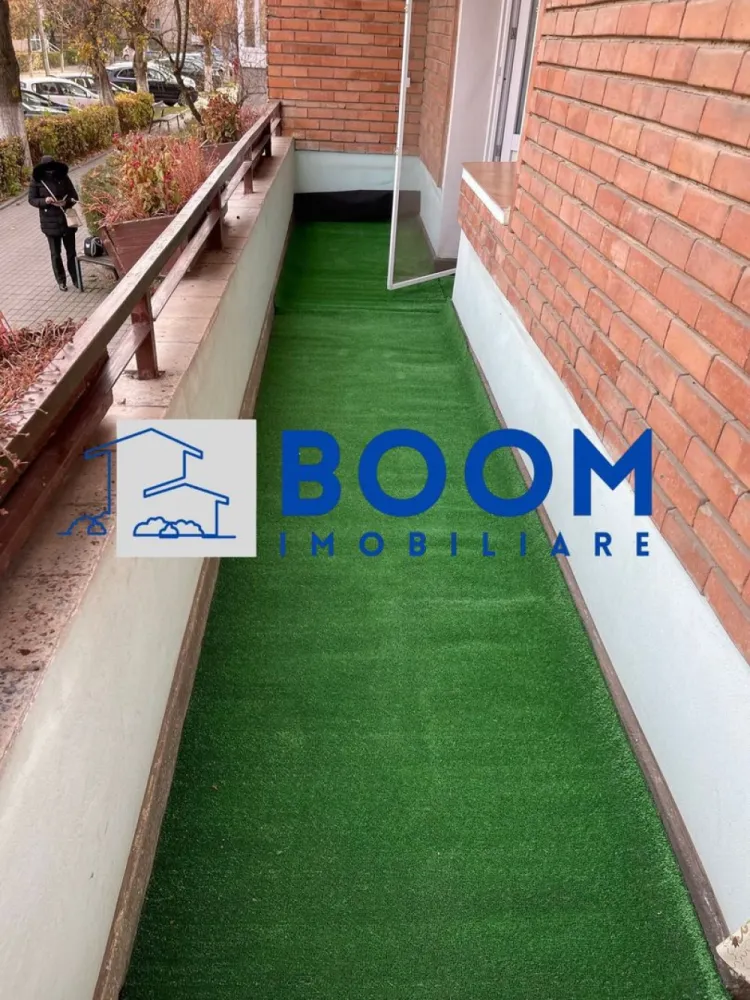 Apartament modern Ultracentral | Loc de parcare inclus | 2 balcoane |